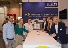 Guten Morgen Sonneschein / WPS : https://www.groentennieuws.nl/article/9595654/ipm-essen-maakt-zich-op-voor-laatste-dag/ Michael Meijler, Digna van Zanten, Arjan van der Knaap, Willem Jan Hoogduin, Dylan van Duijvenboden, Noa Veth and (last but not least) Czander Dubbeld 